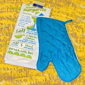 HOME COLLECTION FROZEN MARGARITA BRIGHT BLUE OVEN MITT AND TOWEL SET NWT